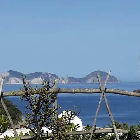 Apartment Imieinonni Ponza